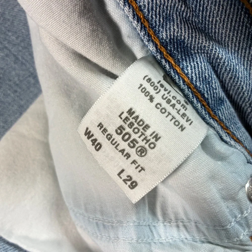 Levis 505 Regular Fit Jeans Mens 40x29 Light Wash Distressed Straight Leg Denim